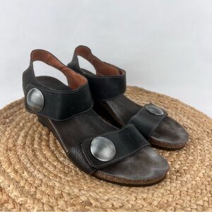 TAOS Carousel 2 Black Leather Wedge High Heel Ankle Strap Sandals 41 / 10-10.5
